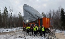 European managing director Jason Beckton and site manager Goran Ostberg with visitors at West 1.