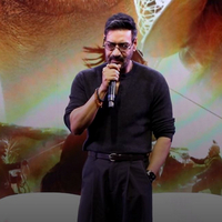 Ajay Devgn expresses gratitude to Manoj Kumar for "shaping his father's journey"