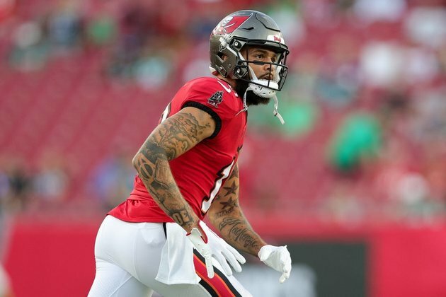 Report: Bucs WR Mike Evans to have MRI on hamstring