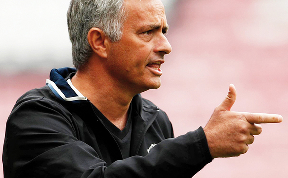 Jose Mourinho atendeka ManU. Jose Mourinho atendeka ManU.