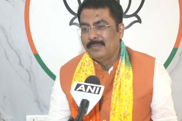 Leadership tussle in Karnataka: BJP's Sanjay Saraogi says infighting "permanent feature" of Congress