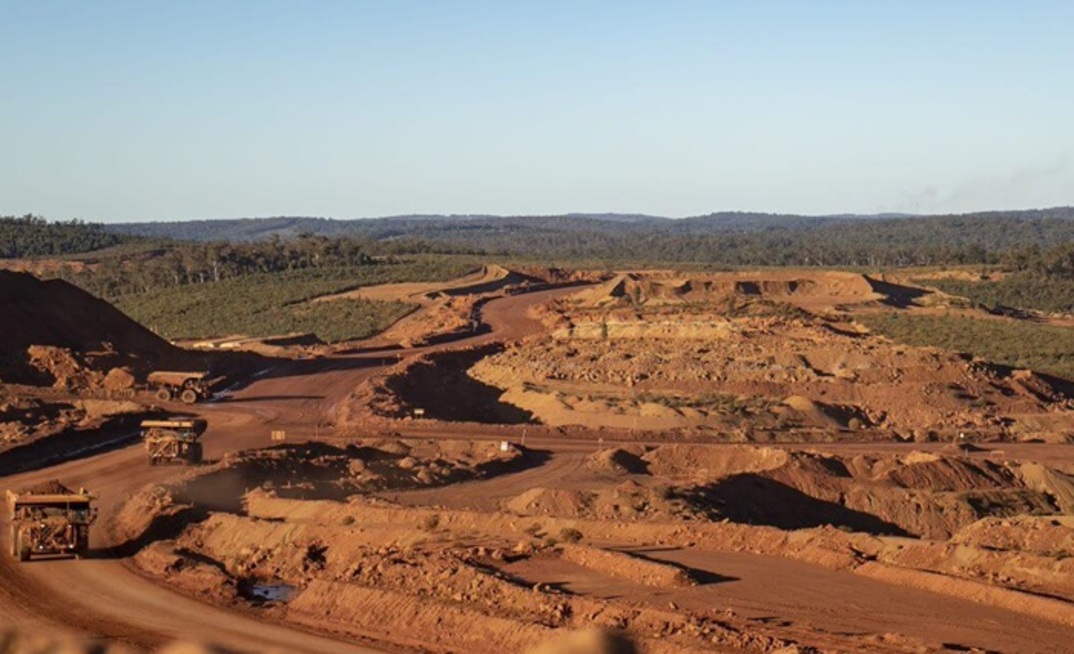 Steady quarter for recovering South32 