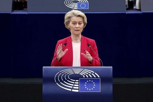 EU Commission President: Too early to ease Iran sanctions