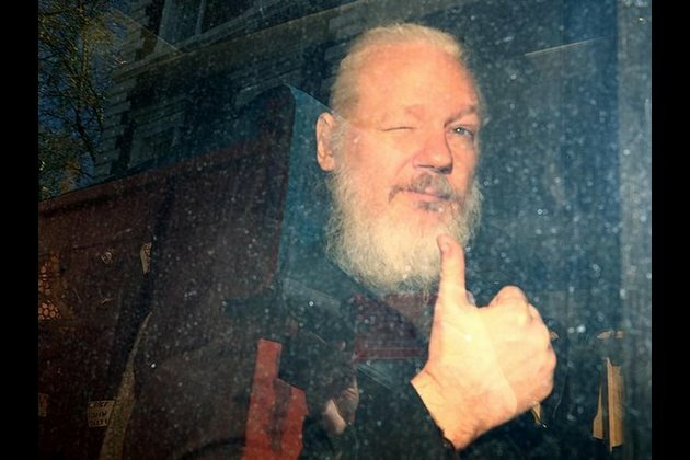 US delivers formal request to UK for Julian Assange's extradition