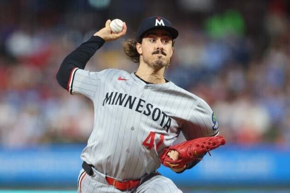 Twins RHP Joe Ryan (back) scratched vs. Red Sox
