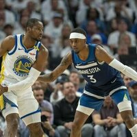 Warriors' Jonathan Kuminga fined $35K for contact with official