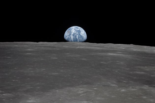 Cool discovery: new studies confirm Moon has icy poles