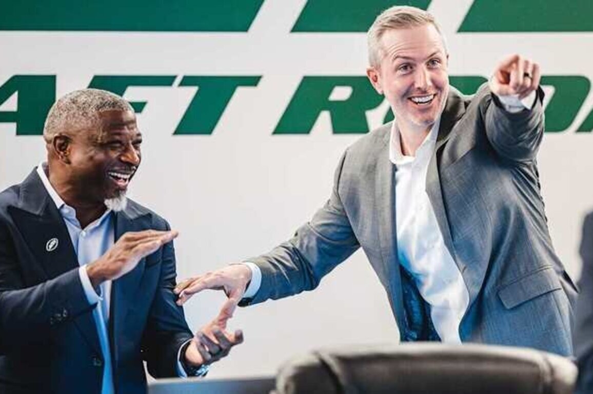 Jets Say Board 'Wide Open' Heading Into Day 3 of NFL Draft
