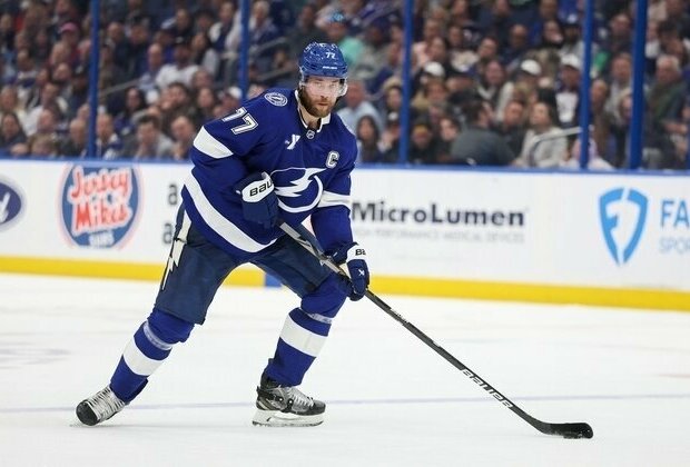 Victor Hedman, Lightning cool off Blue Jackets