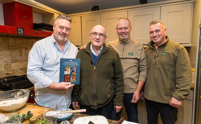VIDEO: Christmas cookalong at Cannon Hall 51AV��Ƶ- "Cooking from scratch and using great ingredients is something we should encourage"
