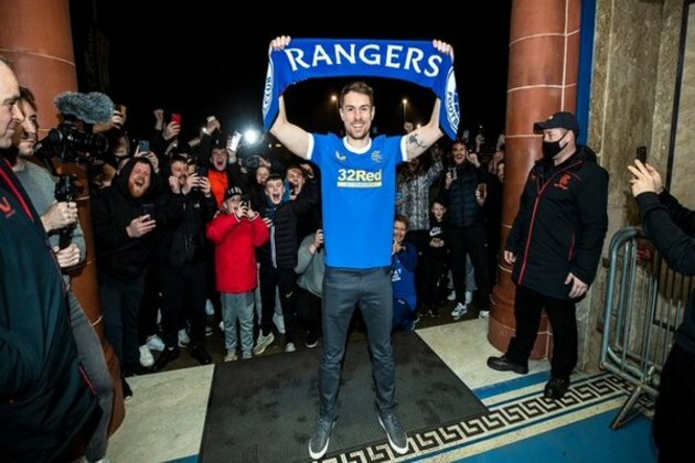 Rangers FC sign Wales international Aaron Ramsey