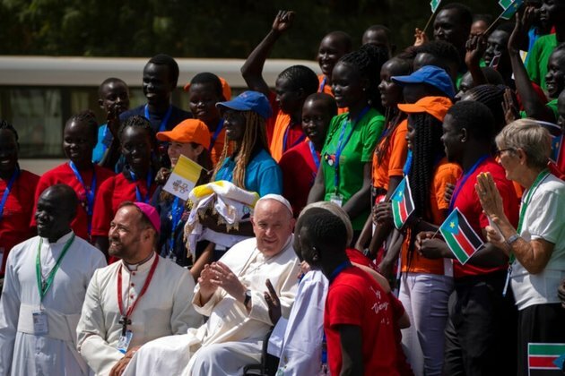 Pope Encourages South Sudanese, Will Raise Plight of Women