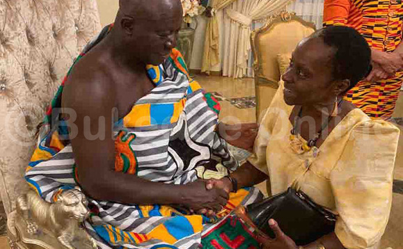 Asantehere Otimufuo Osei Tutu ng"abuuza ku Nnaalinya Lubuga Dr Nabaloga Asantehere Otimufuo Osei Tutu ng"abuuza ku Nnaalinya Lubuga Dr Nabaloga