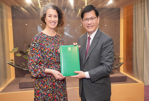 Taiwan's Foreign Minister meets UK MP Sarah Champion, thanks her for UK's strong support