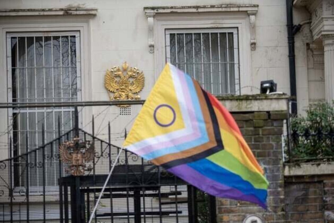 Russia: LGBT Rights Groups Further Criminalized