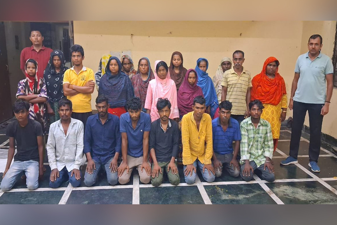Delhi: Police apprehend 25 illegal Bangladeshi immigrants