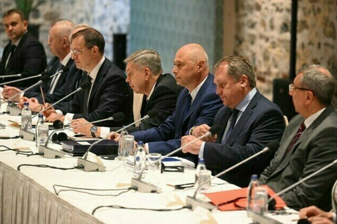 Russia-Ukraine talks conclude