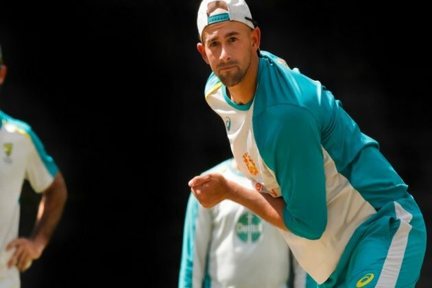 Australia's Ashton Agar ruled out of second Test against Sri Lanka due to side strain