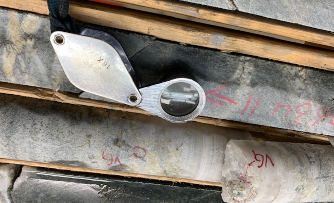 Magnetic flagship deposit leaps ahead