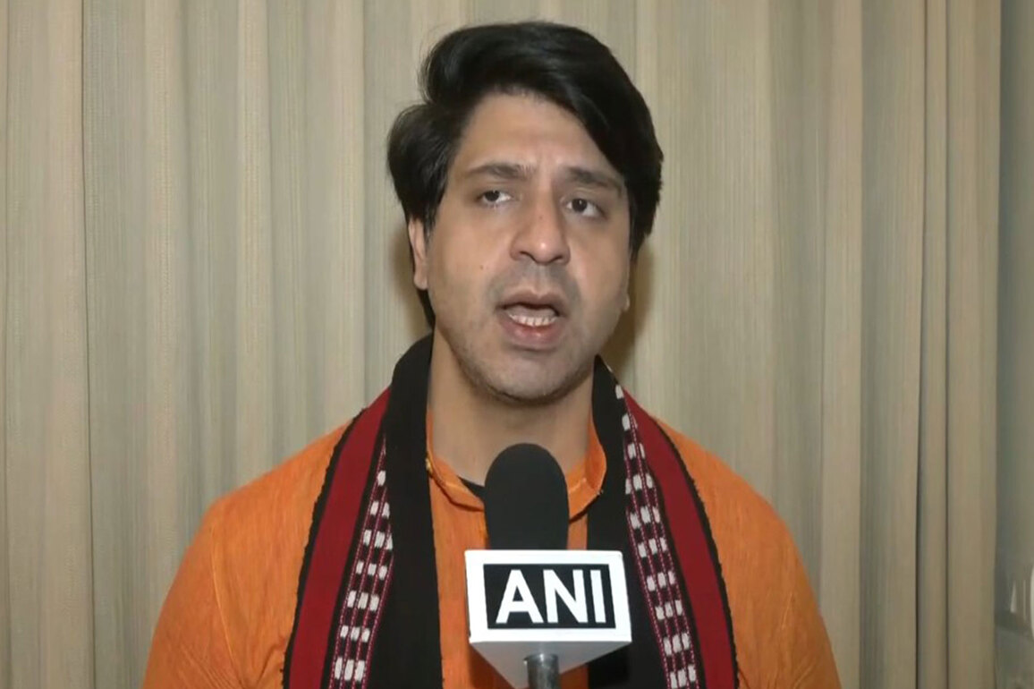 Karnataka CM, Deputy CM fighting for position; Priyanka Gandhi remains silent: BJP's Poonawalla slams Congress on Hubballi gang-rape case