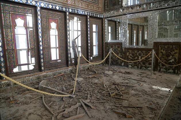 Mideast in Pictures: Iran's renowned UNESCO-listed Golestan Palace before, after U.S.-Israeli strikes