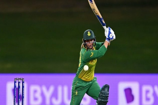 Mignon du Preez announces retirement from international cricket