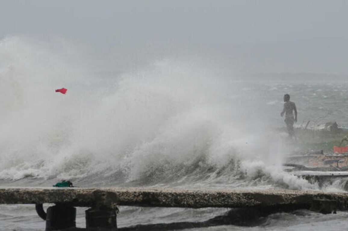 Jamaica braces for historic storm as Hurricane Melissa makes landfall