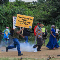 Ex-Kenyan chief justice arrested at protest (VIDEO)