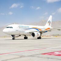 Xizang's civil aviation sector takes to the skies, boosting trade, tourism