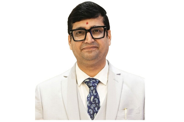 Dr. Nidhiesh Sharma Empowering Young Entrepreneurs and Farmers to Go Global Under PM Modi's Atmanirbhar Bharat Vision