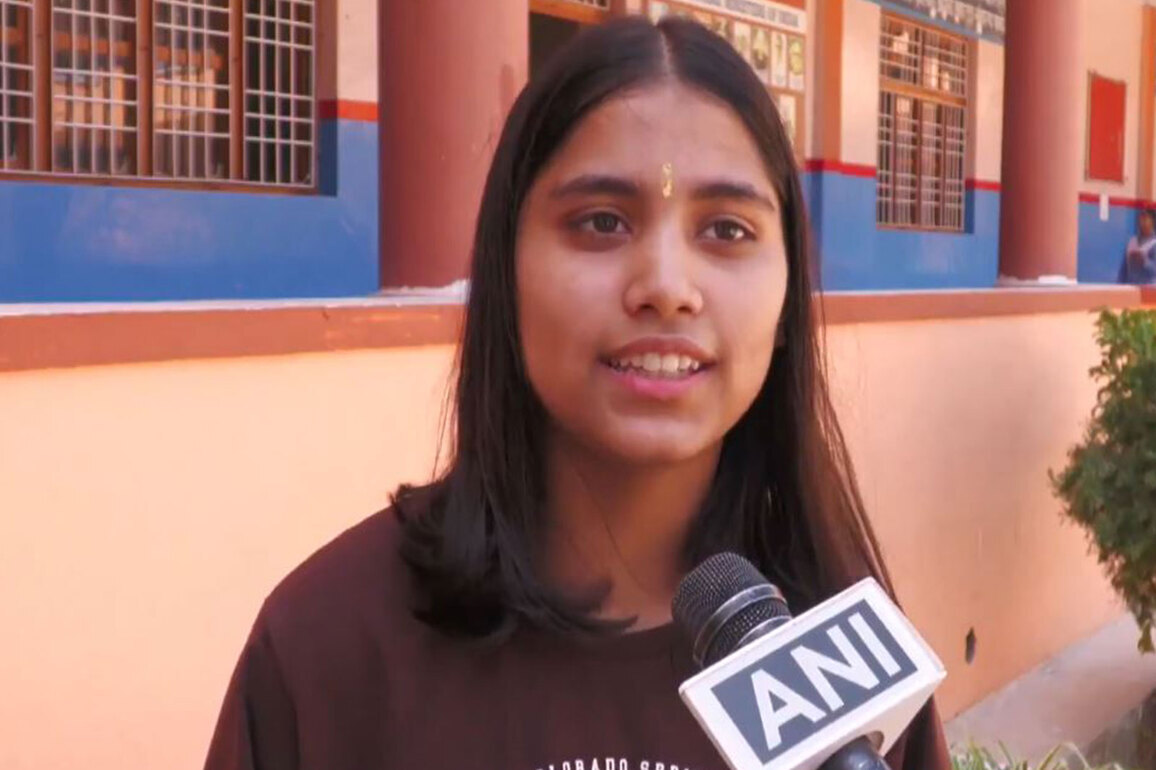 J-K: Brahmrishi Bawra Shanti Vidya Peeth school in Udhampur records 100% pass rate in CBSE Class 12