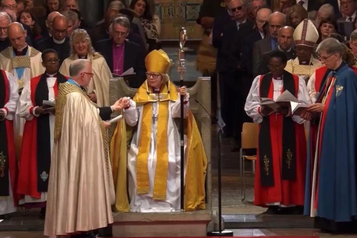 Sarah ​Mullally enthroned as first female Archbishop of Canterbury