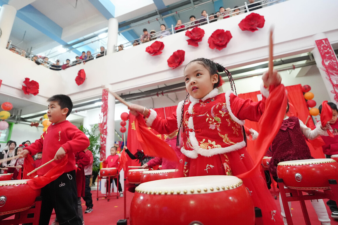 (VistaNingxia) CHINA-NINGXIA-YINCHUAN-INTANGIBLE CULTURAL HERITAGE-CHILDREN (CN)
