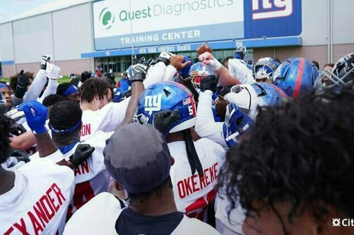 Practice Report (7/23): Notes from the sideline