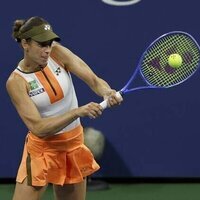 Anna Bondar upends Elina Svitolina in Madrid