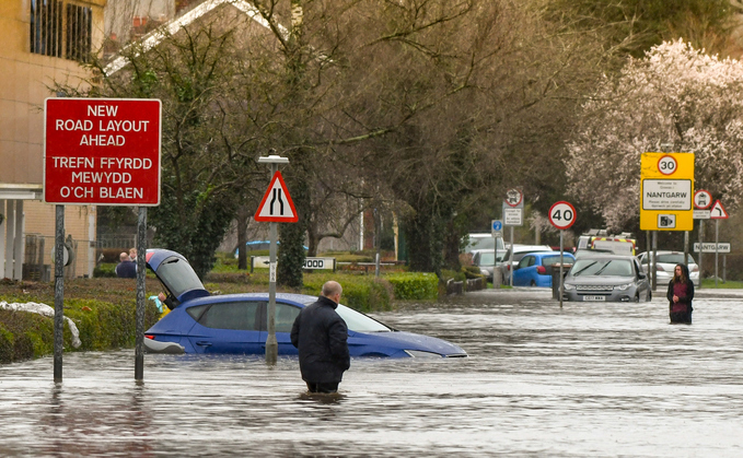 Waiting for the flood: Inflation wreaks havoc on UK flood defence programme