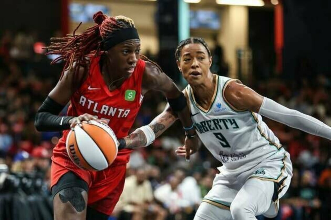 Early surge gets Dream past short-handed Liberty