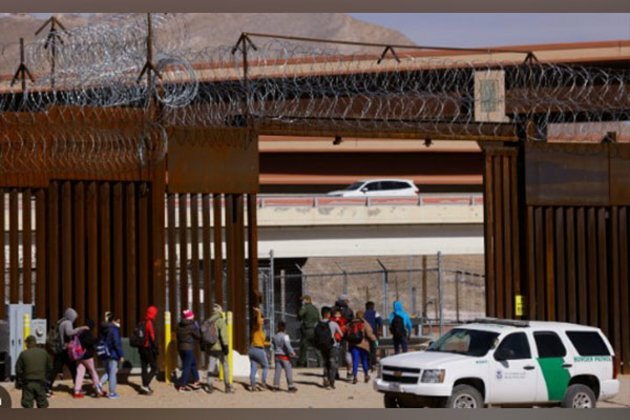 Mexico signs agreement with US to deport migrants from borders