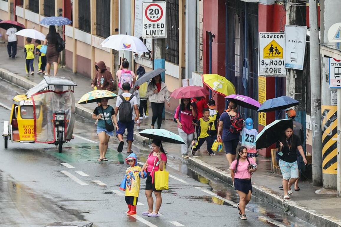 Feature: Manila in floods