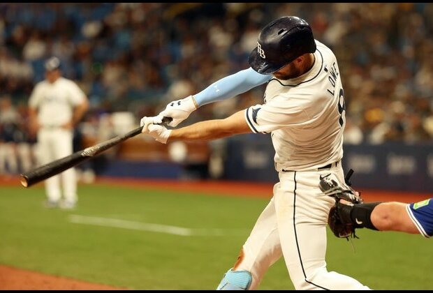 Brandon Lowe's grand slam powers Rays past Jays