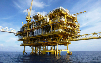 Oil and gas industry workers step up calls for 'just transition' towards net zero