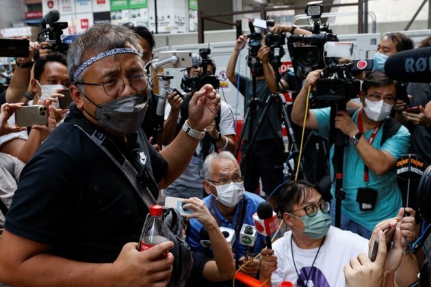 Hong Kong Journalist Granted Bail, Trip for Fellowship