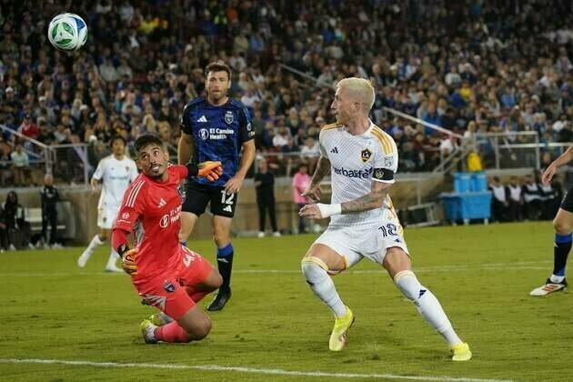 Galaxy desperate for points entering visit from Whitecaps