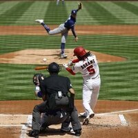Dodgers hit five HRs, cruise to win in Nationals' home opener