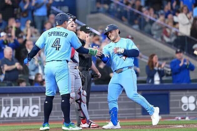 Blue Jays DH George Springer suffers fractured big toe