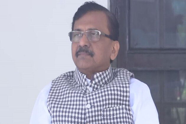 "No ache din for nation": Sanjay Raut echoes Mohan Bhagwat's demand for Bharat Ratna for Savarkar; slams Sangh for US BTA framework