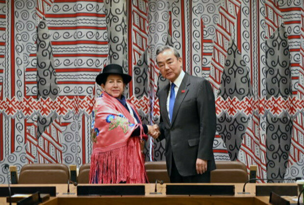 Wang Yi: China to work with Bolivia to deepen cooperation