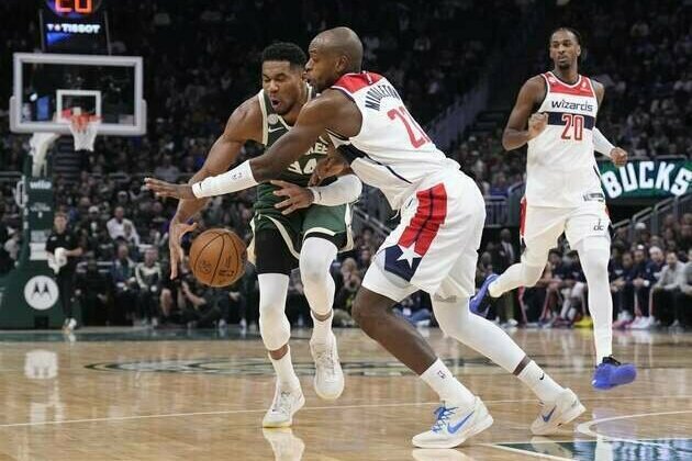Giannis Antetokounmpo, Bucks top Wizards in Khris Middleton's return
