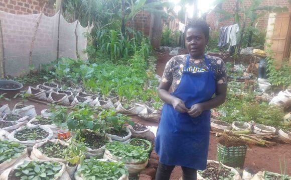 Janat Namutebi ng'alaga obucupa mw'alimira Janat Namutebi ng'alaga obucupa mw'alimira