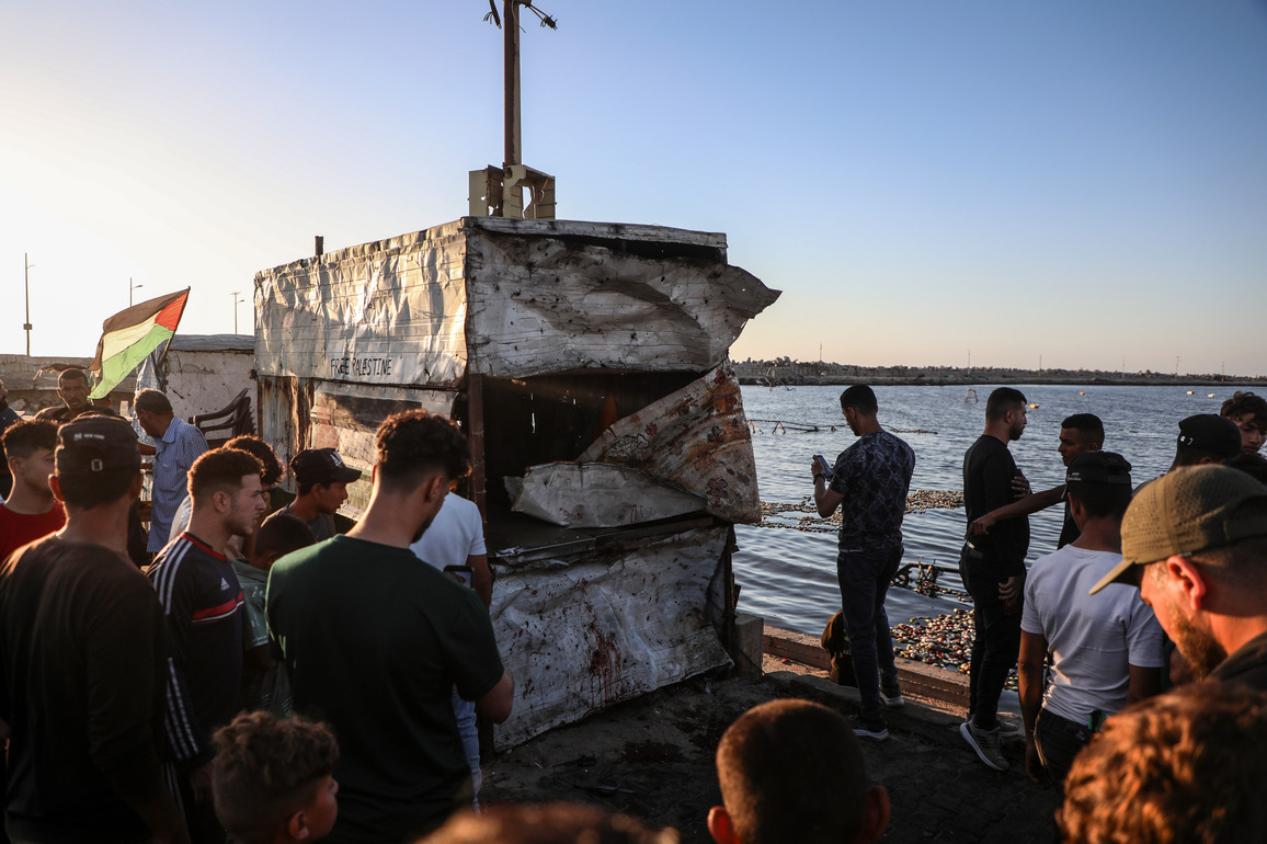 (SpotNews) MIDEAST-GAZA CITY-SEAPORT-ISRAELI AIRSTRIKE-DAMAGE
